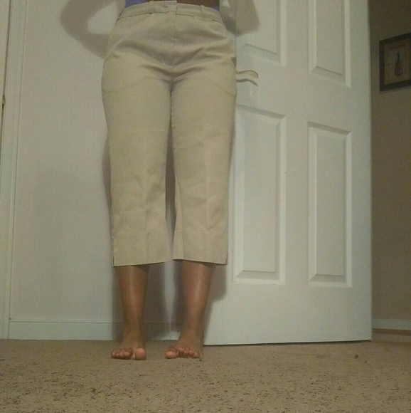 Capris - Picture 2 of 3